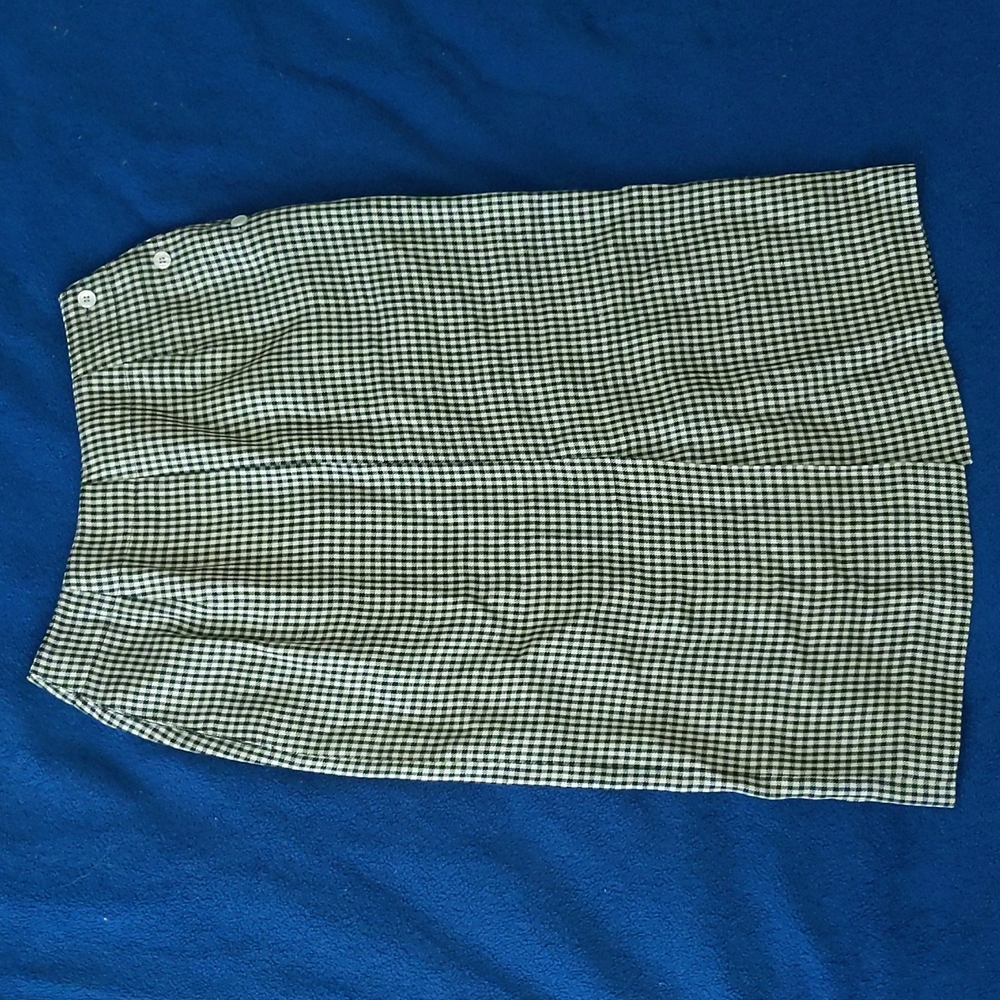 Donating soon - Vintage Checkered Calvin Klein Skirt